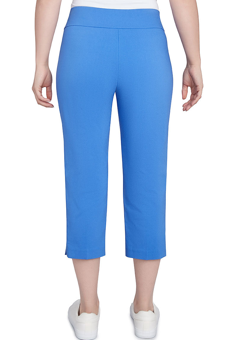 Petite It Had To Be Blue Capri Pant