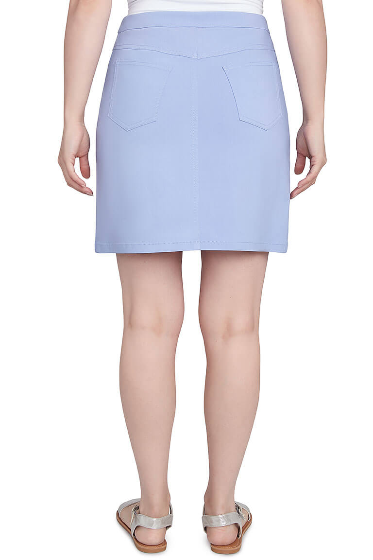 Petite Making Waves Solid Skort