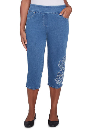 Free Spirit Floral Denim Capri Pant