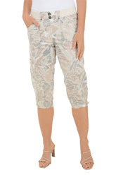 Sand Flowers Grommet Capri Pant