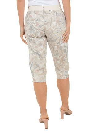 Sand Flowers Grommet Capri Pant