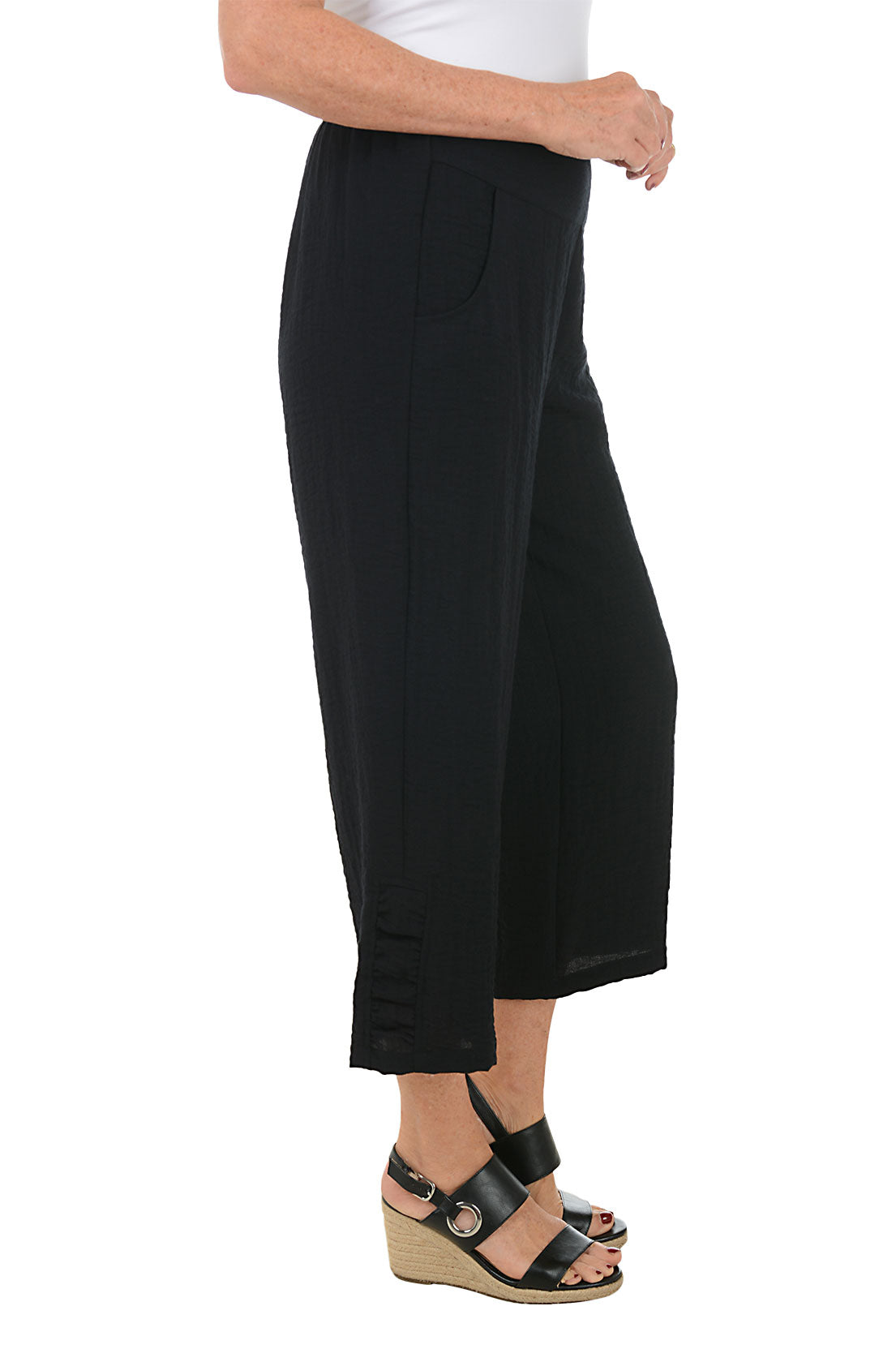 Crinkle Ruched Crop Pant