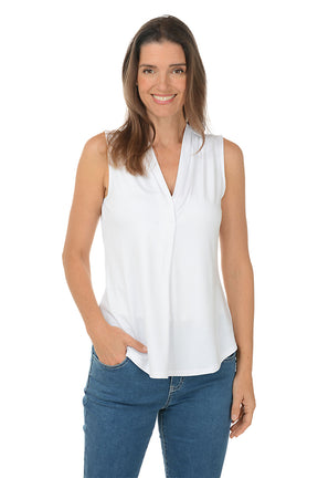 Center Pleated Sleeveless Knit Top