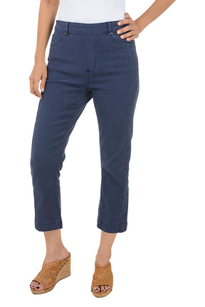 Solid Color Pull-On Capri Pant