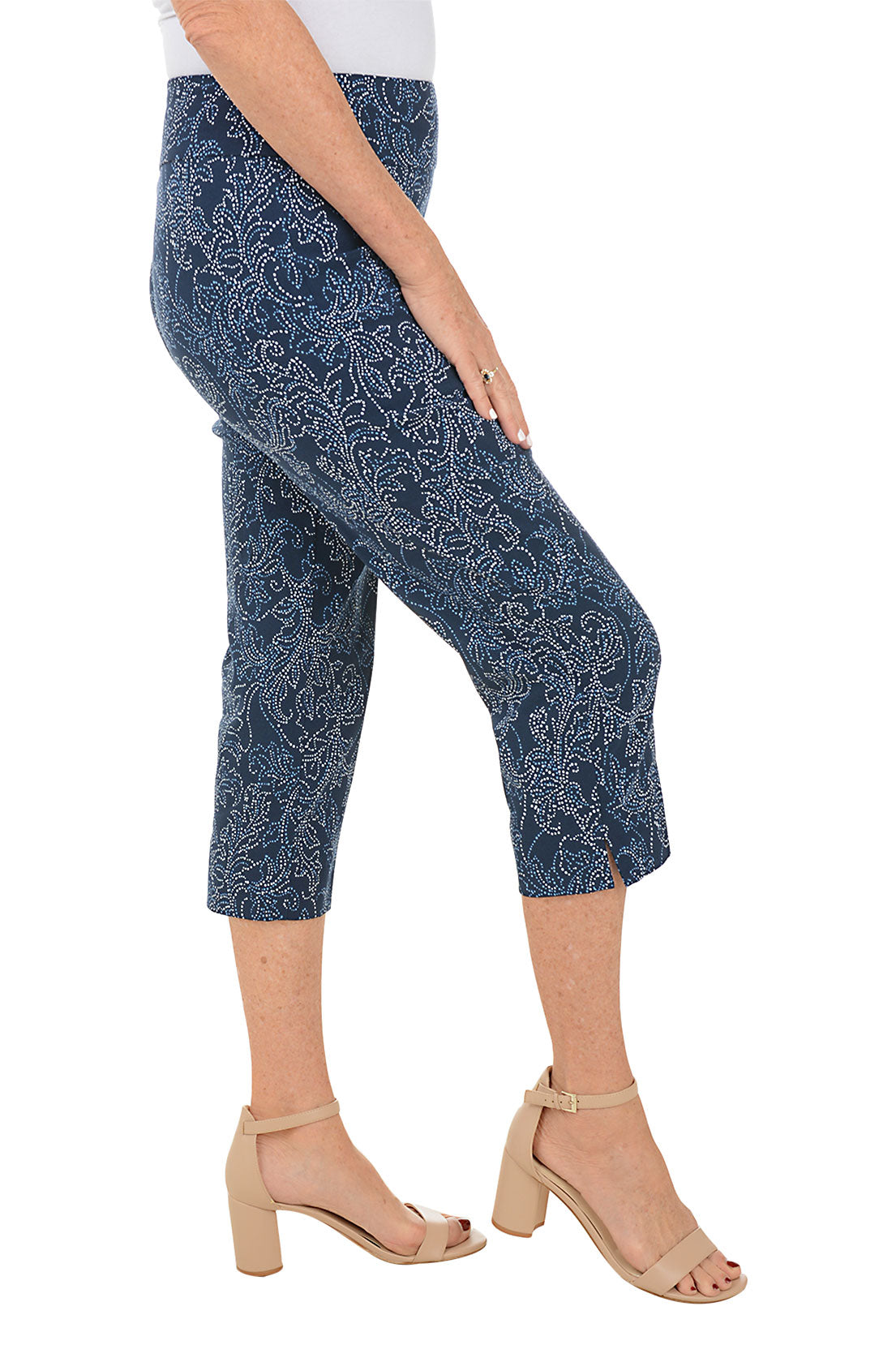 Riviera Flourish Pull-On Crop Pant