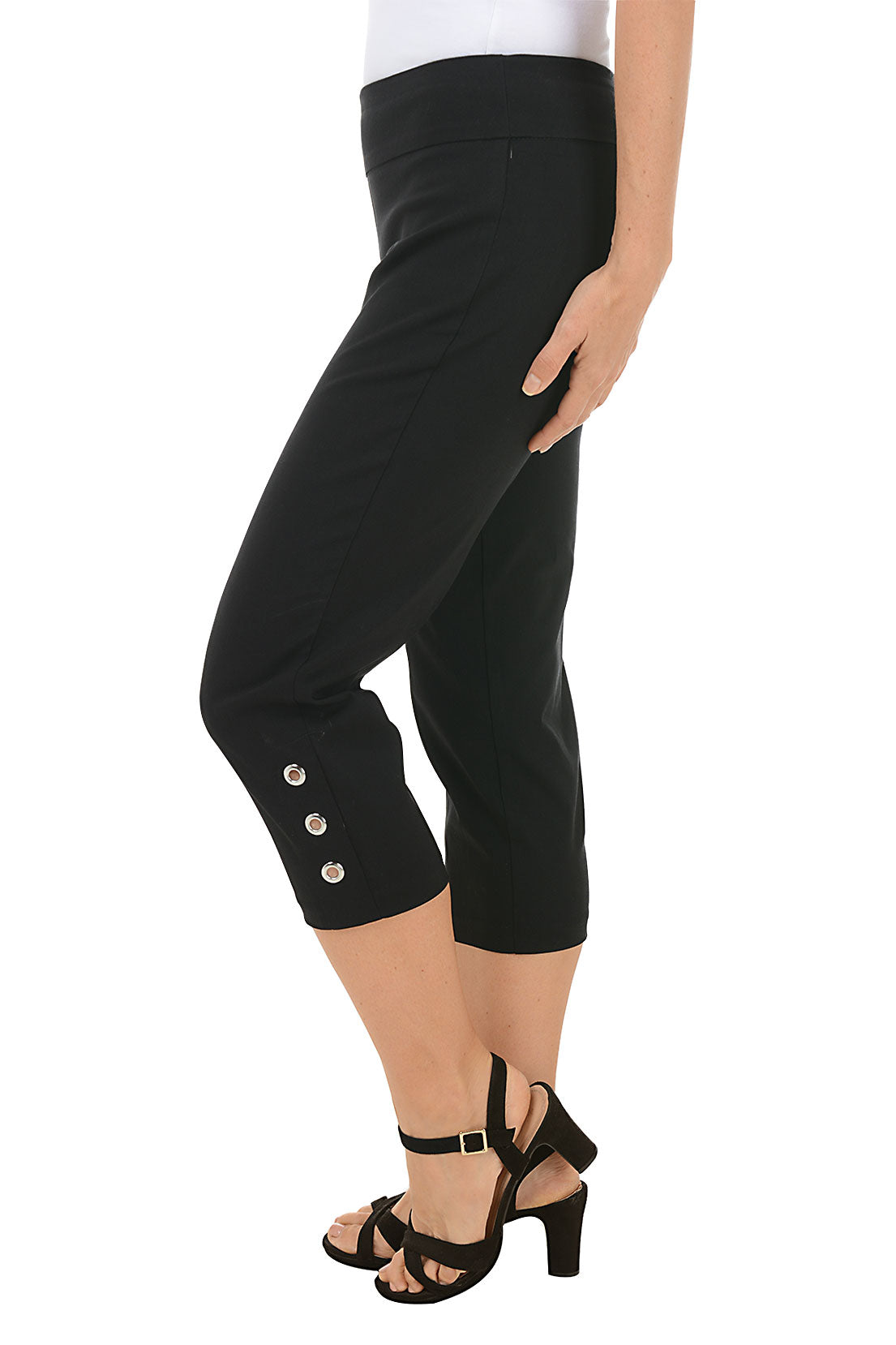 Grommet Hem Pull-On Crop Pant