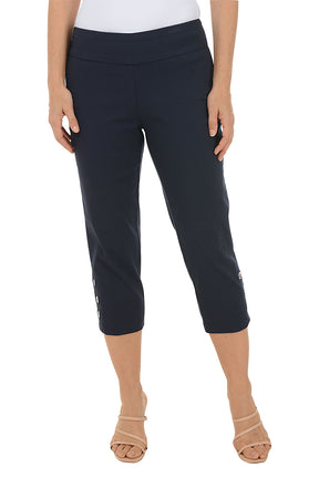 Grommet Hem Pull-On Crop Pant